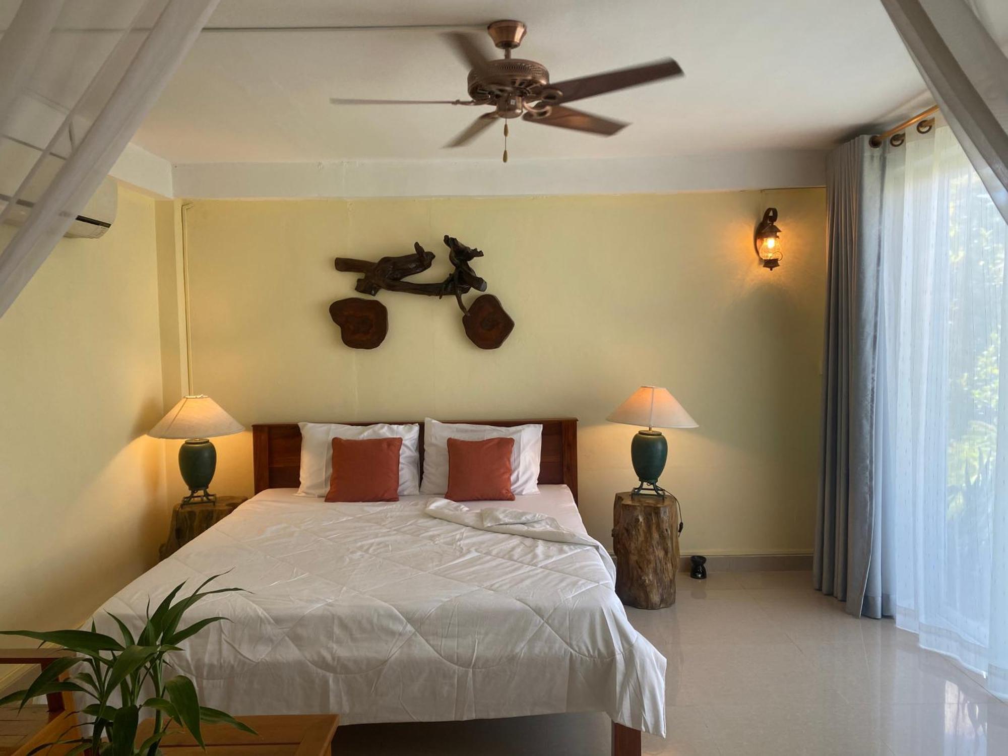 Homestay Yellow Natural House Siem Reap Exterior photo